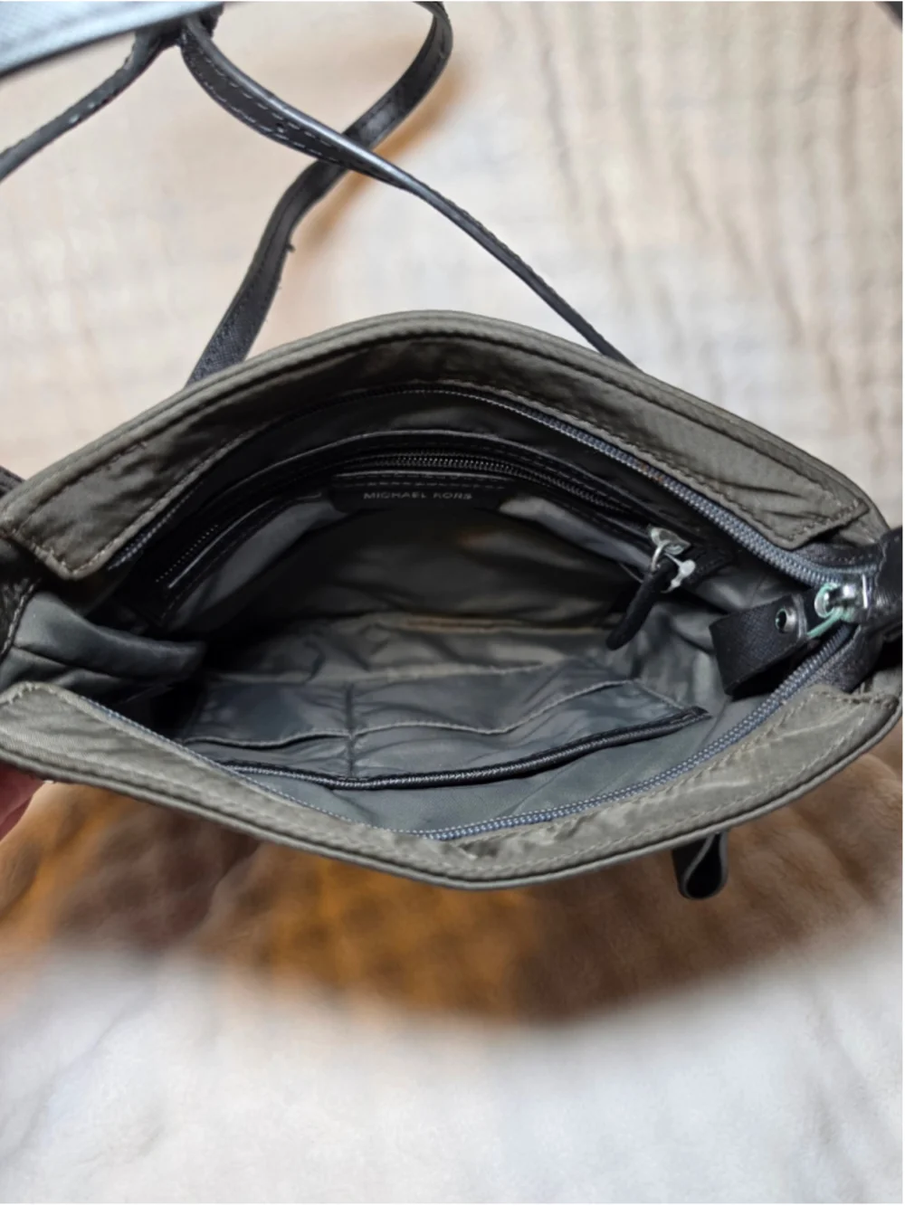 Michael Kors Crossbody Bag Grey & Black